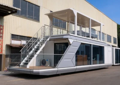 BAUSTADT Capsule House Model D8 side exterior view modular prefab structure
